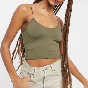 NWOT Intimately by Free People Womens
Skinny Strap Brami Crop Top Green XS/S